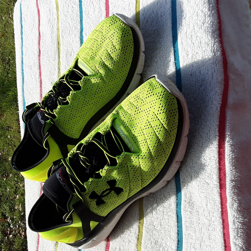 Men's under armour speedform fortis size 11